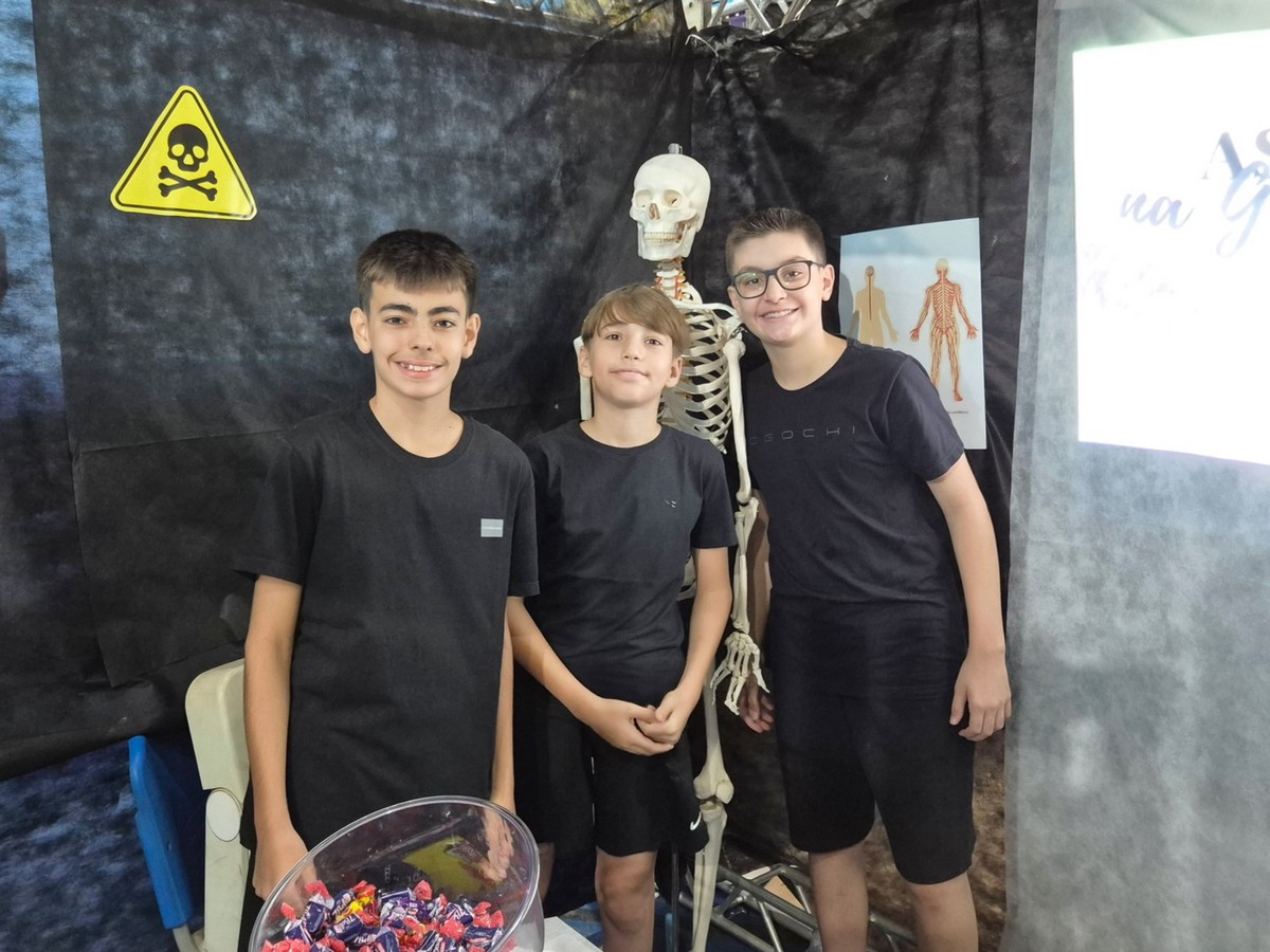 1ff58236cf05f74f6a400b143f0f7701