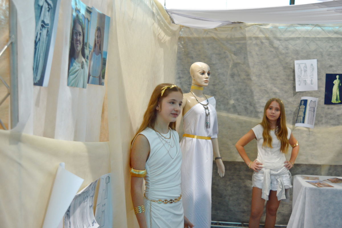 42d241edb5e8a521cbd34fa5c1dce550