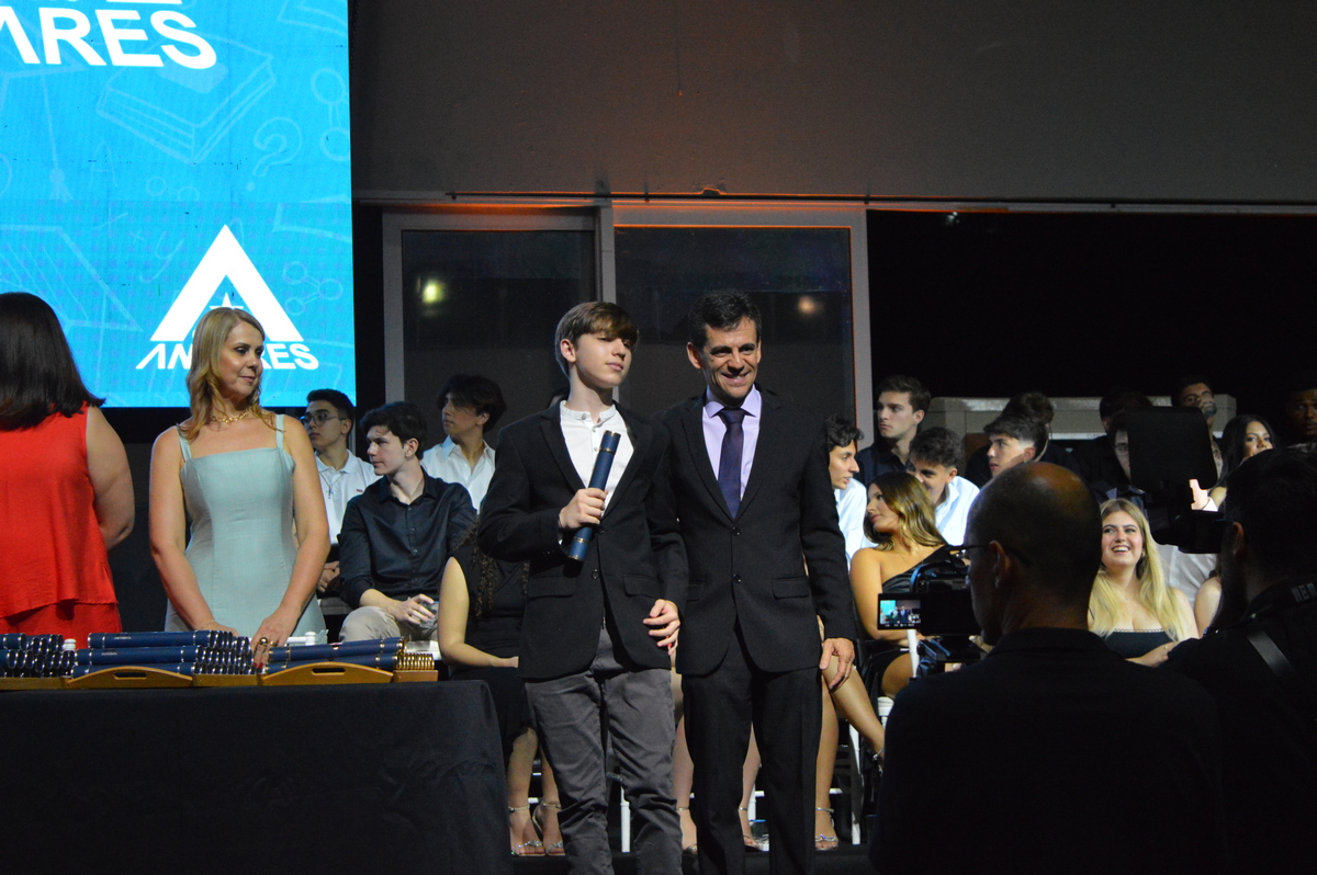 d3100becaae641d29d37dde3679dc37f